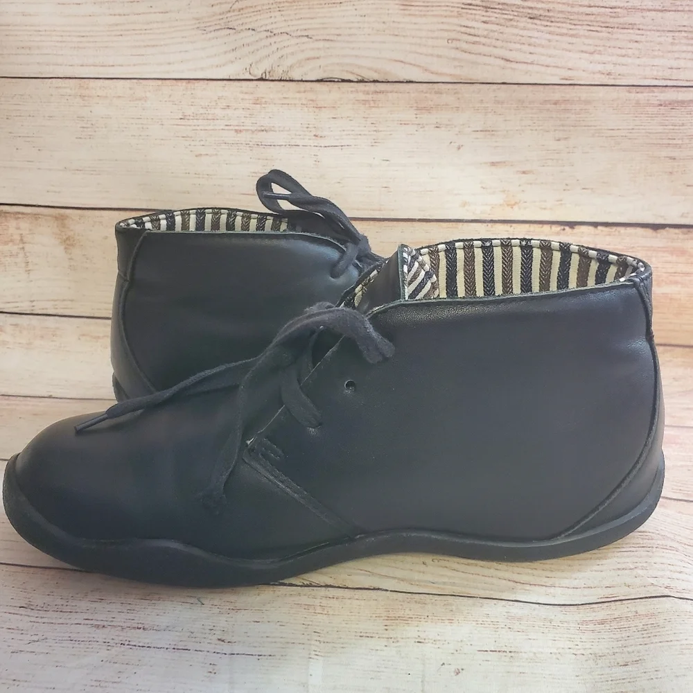 Kuru Mens Size 10 Aalto Chukka Black Leather Ankle Boots